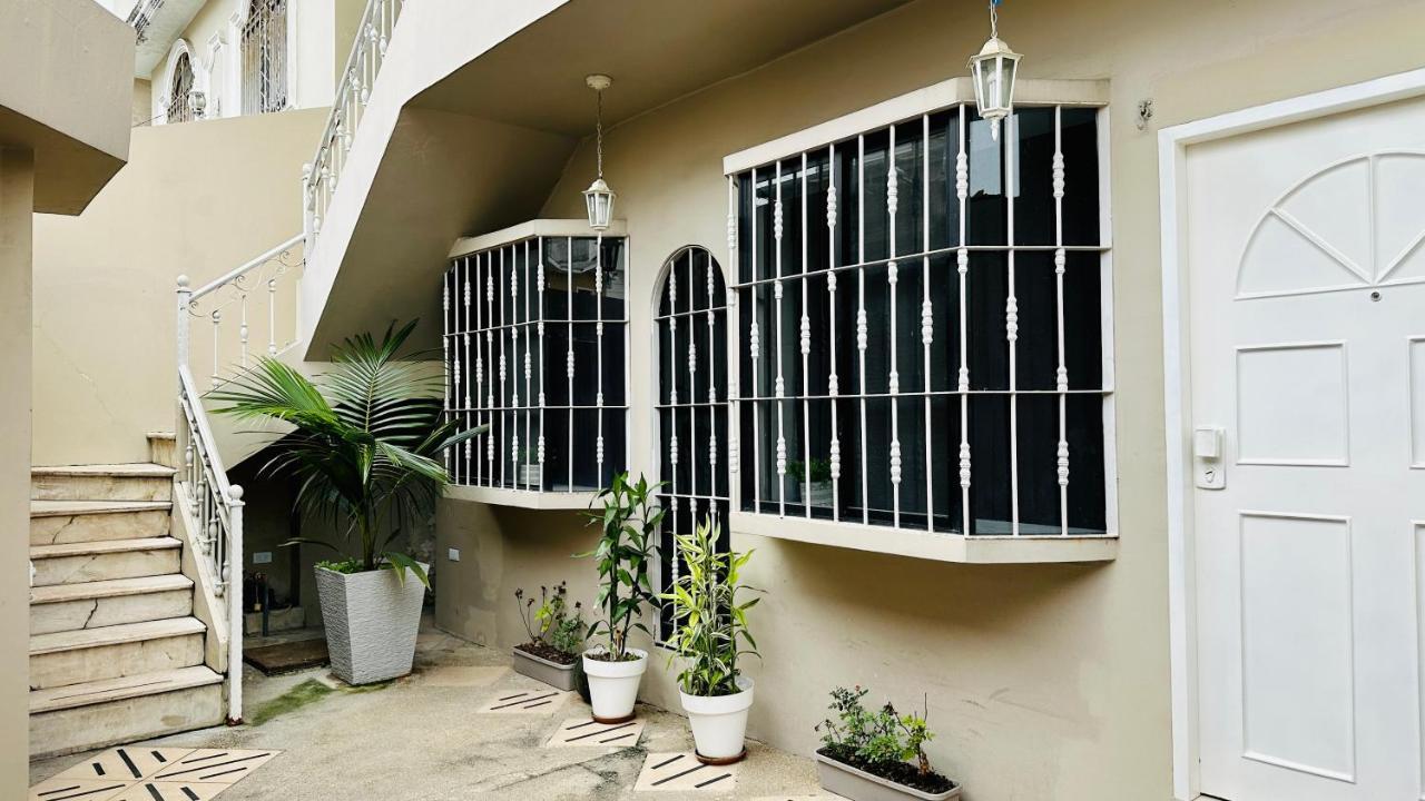 Comfortable 3-Bedroom Apartment, Close To The American Consulate Guayaquil Esterno foto
