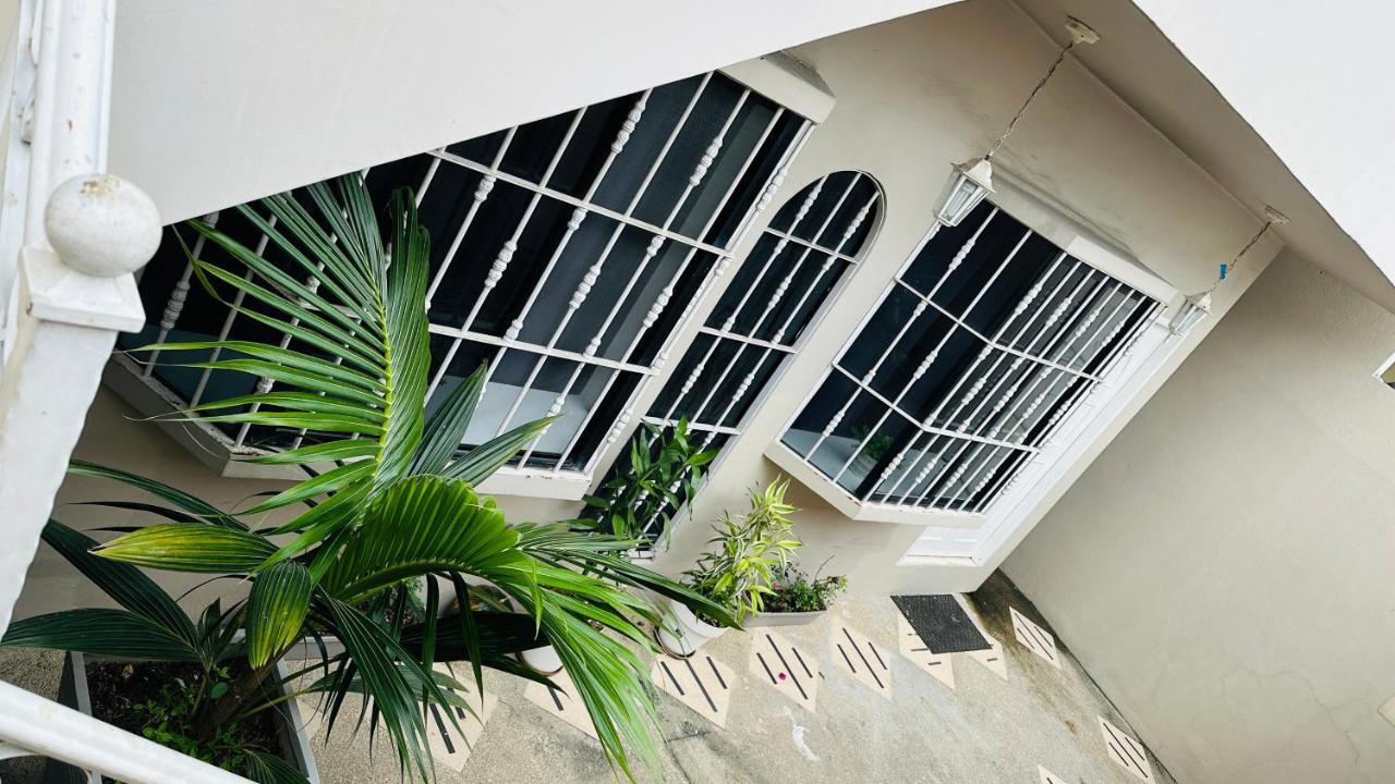 Comfortable 3-Bedroom Apartment, Close To The American Consulate Guayaquil Esterno foto